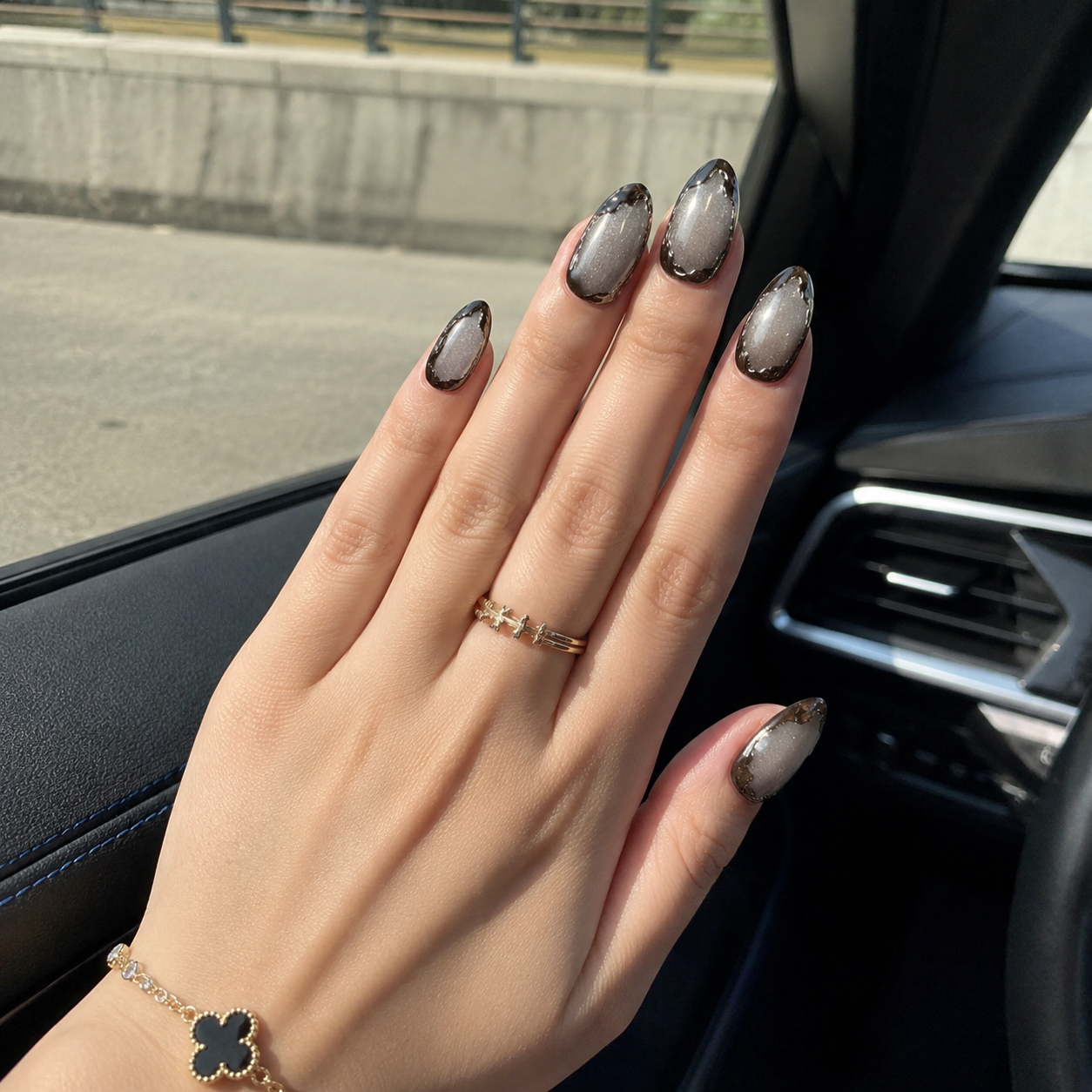 Smoky Silver Stone