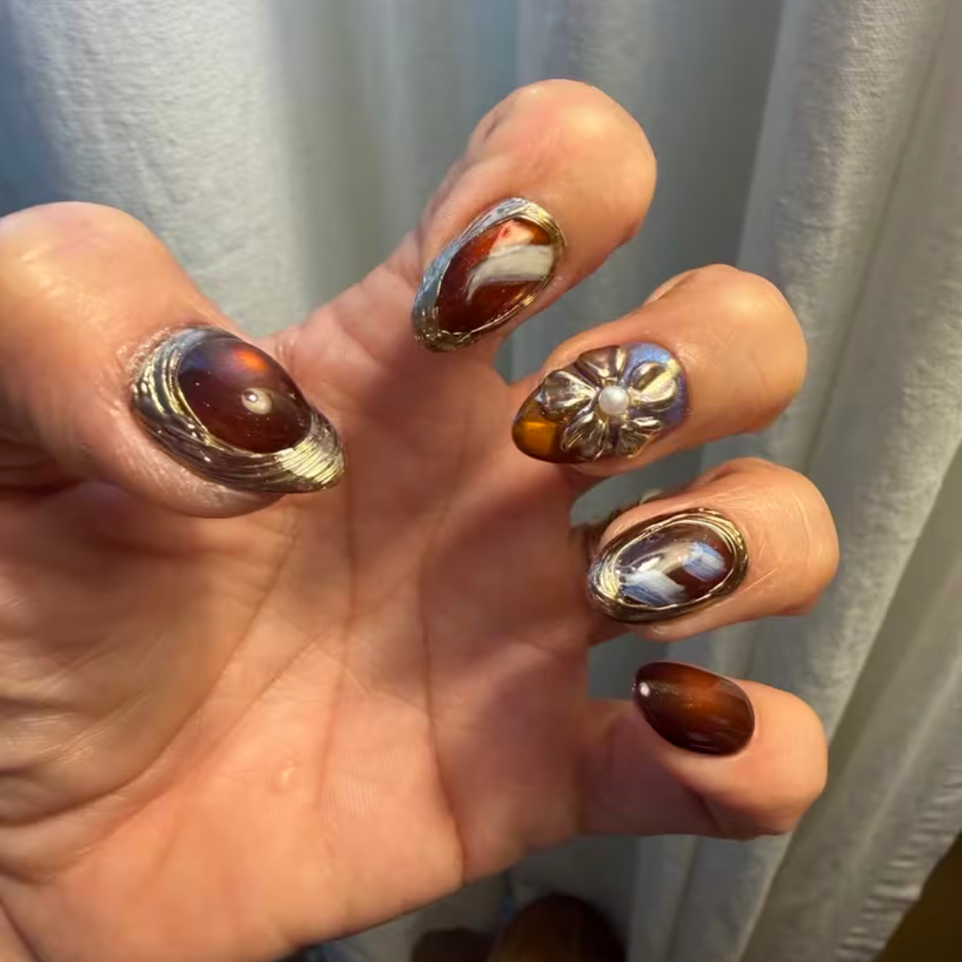 Amber Muse