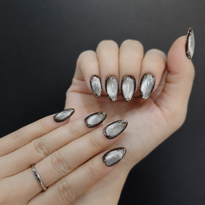 Smoky Silver Stone
